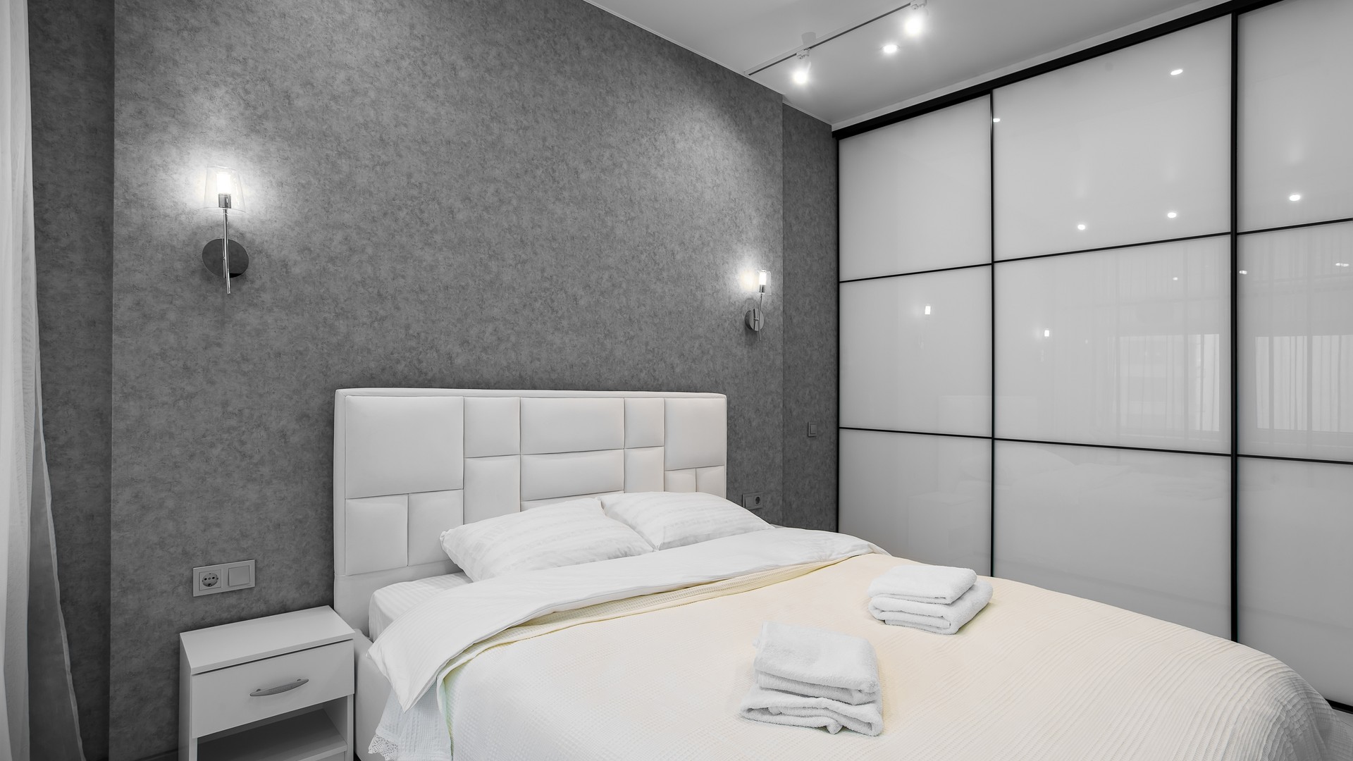 Master,Bedroom,With,Sliding,Wardrobe,And,Balcony,Door.,Elegant,And